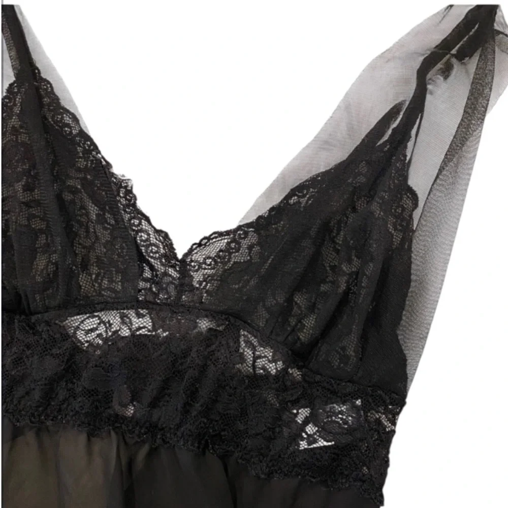 NWOT Black Lacey Lingerie w/ Bow On Back Keyhole